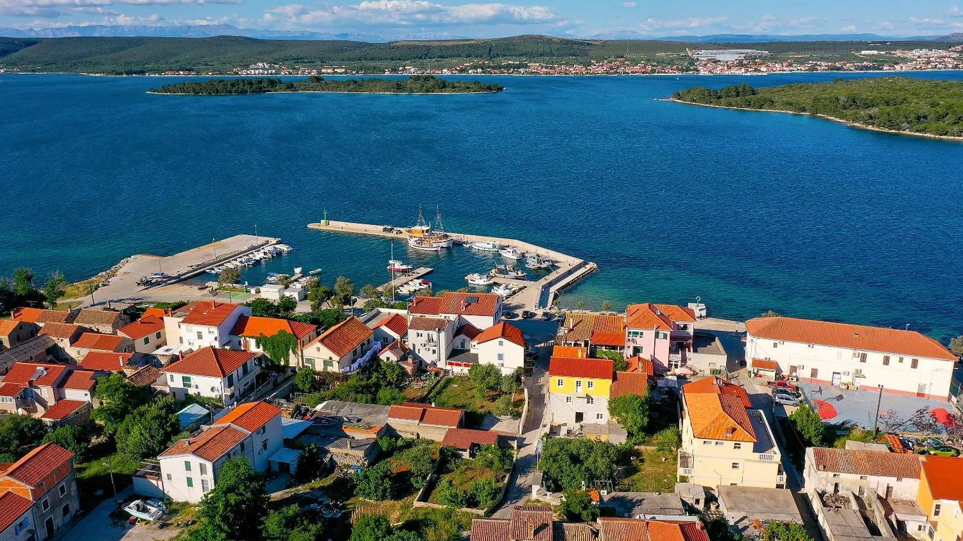 Papa'S Court III Pasman Villa With Pool 0*,  Croatia